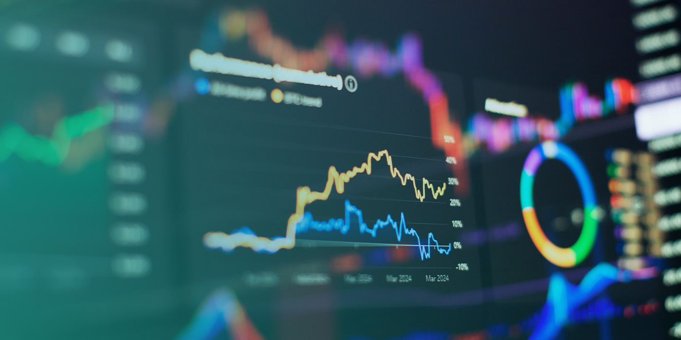 Hand connecting multiple lines to a single point, representing streamlined strategy in the energy market 2025.